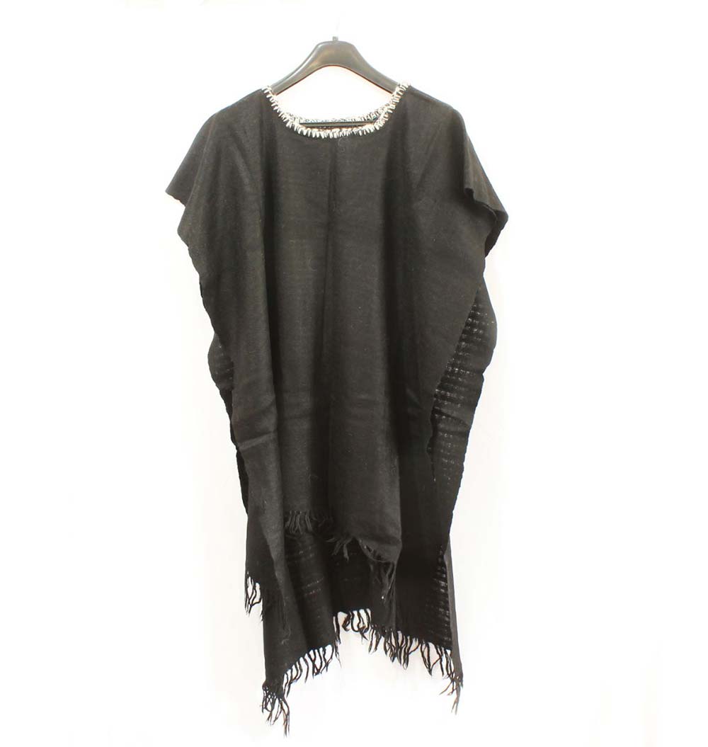 Wool Poncho for Women – Handwoven Elegance