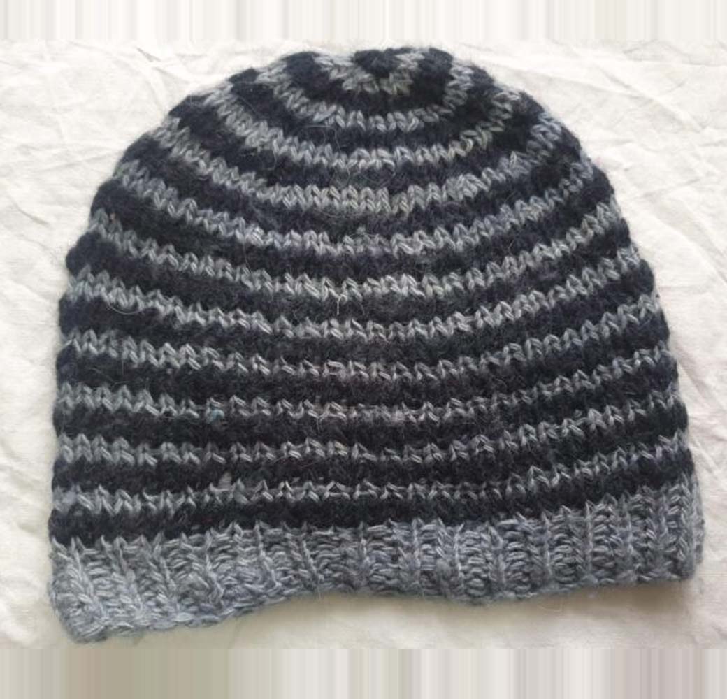 Gray-Black Cashmere Cap