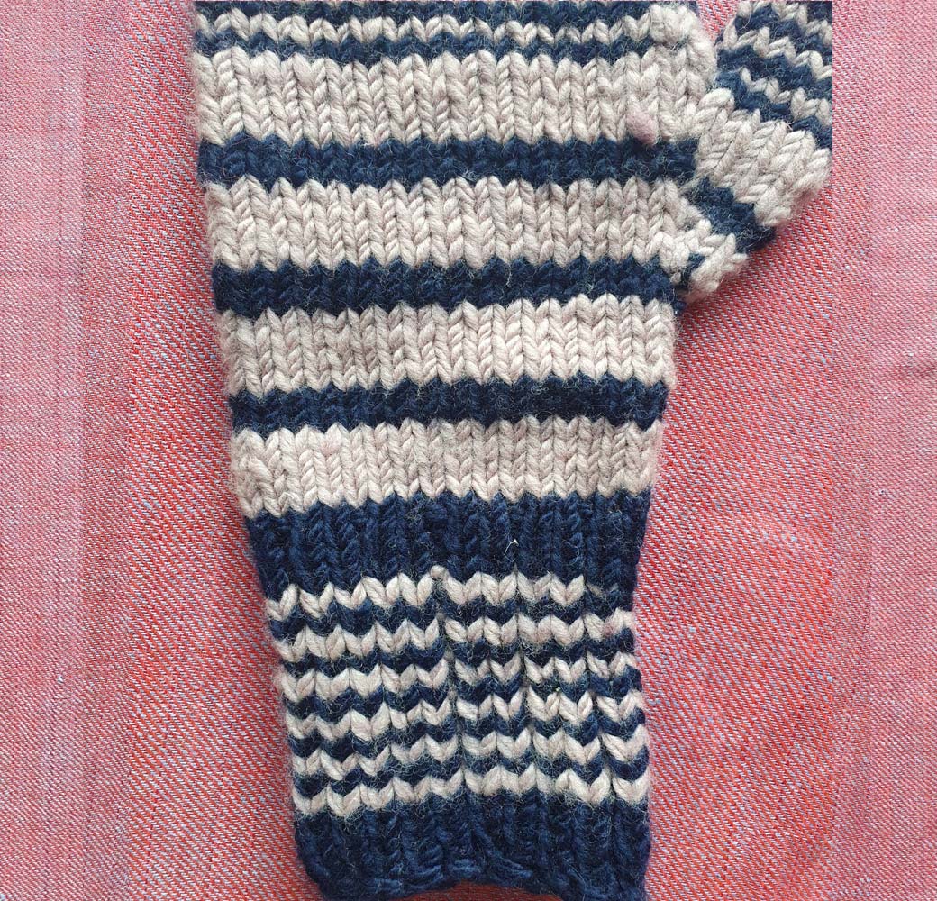 Merino Long Gloves-Blue White - Image 3