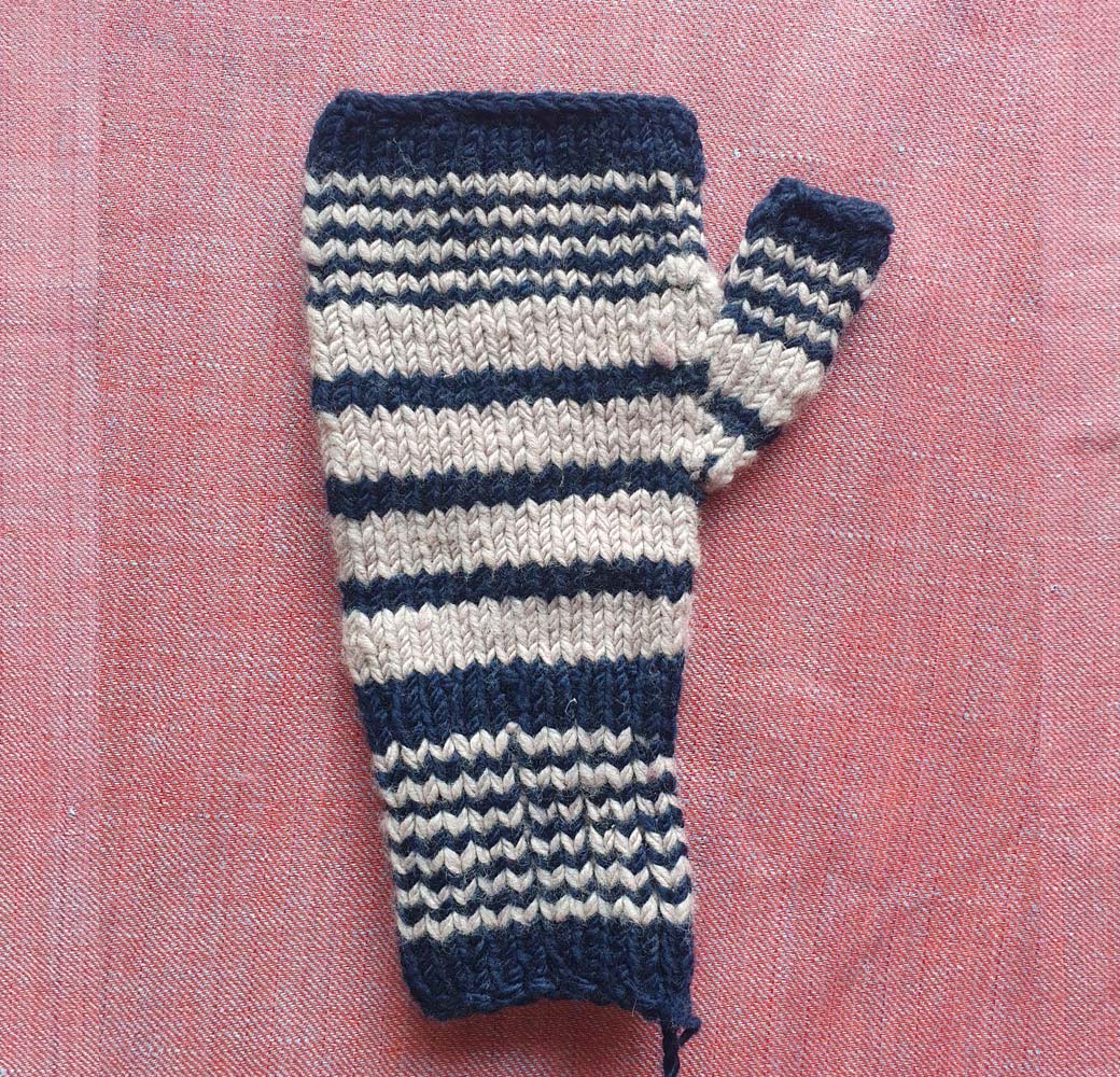 Merino Long Gloves-Blue White - Image 2